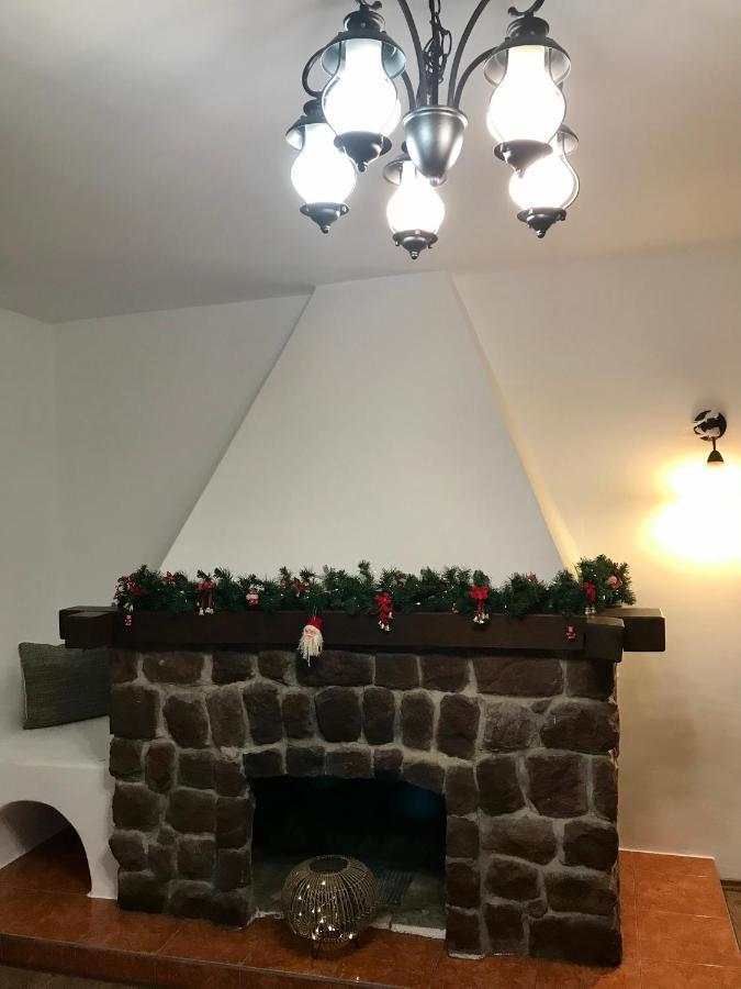 Viharsarki Apartman Gyula Dış mekan fotoğraf